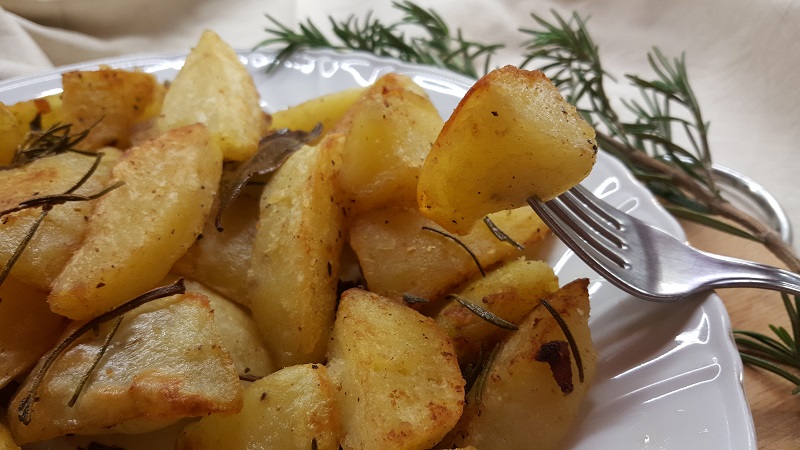 patate-al-forno-croccanti-fuori-e-morbide-dentro-2