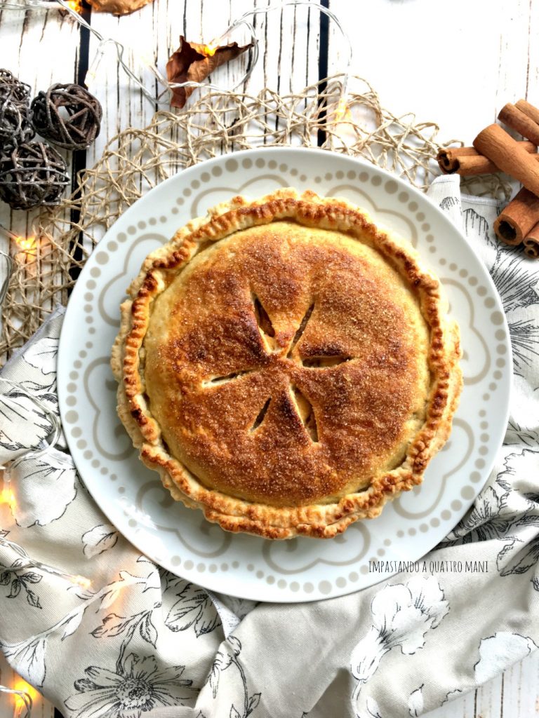 apple pie, torta americana alle mele o torta di nonna papera