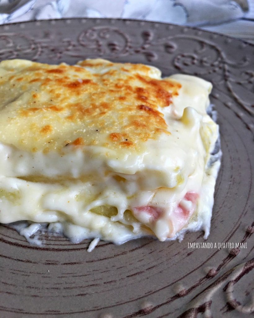 sformato di patate, besciamella e prosciutto cotto